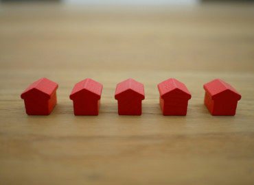 как узнать, находится ли недвижимость под арестом - фото - 1